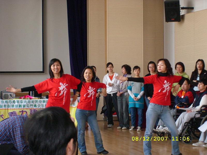 SL270637.JPG