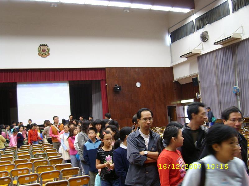 SL270100.JPG
