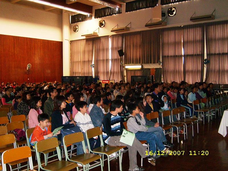 SL270145.JPG